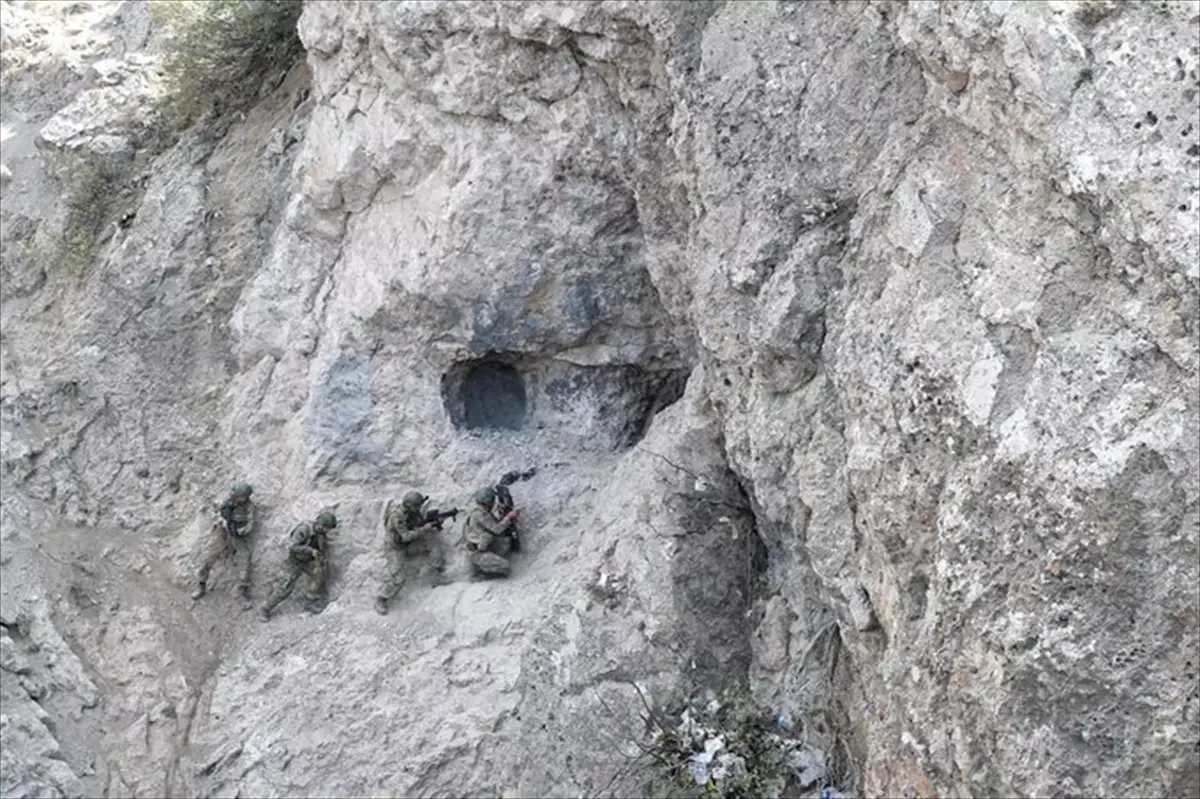 Pençe Kilit Harekatı’ndan Yeni Görüntüler