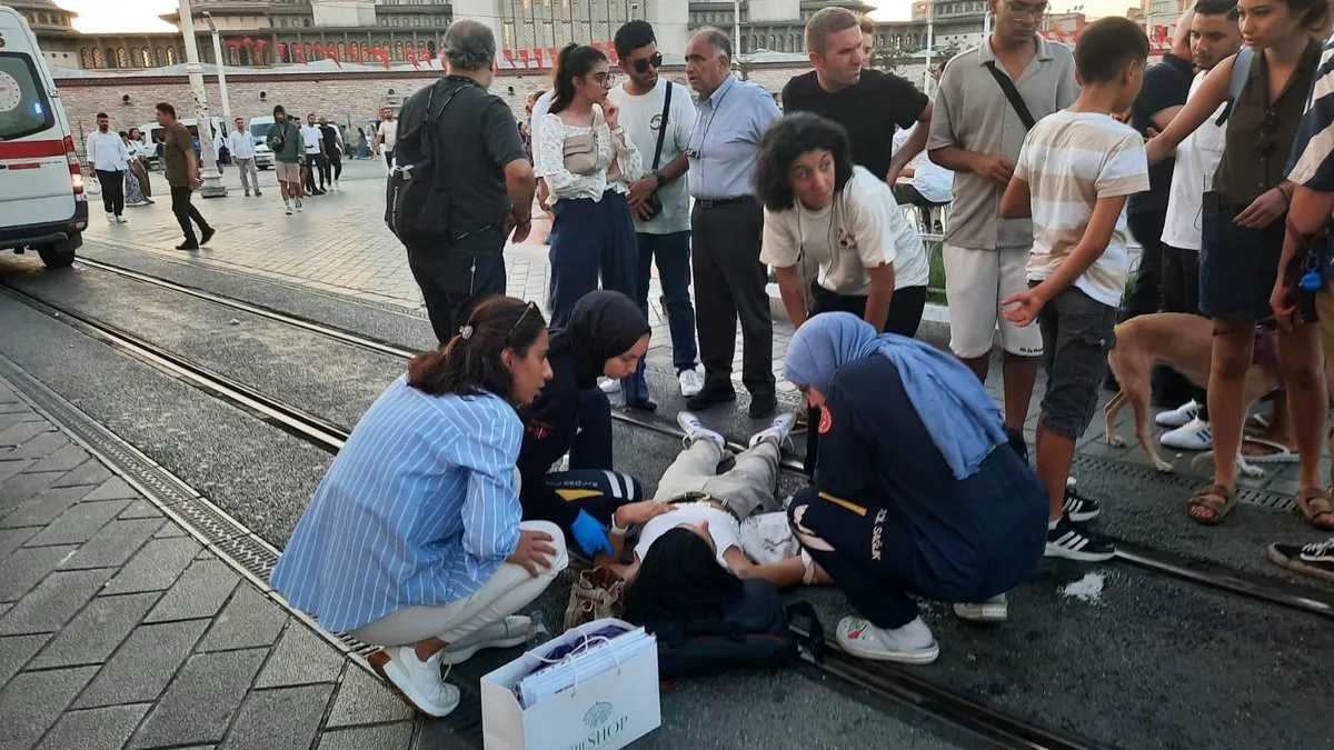 Taksim Meydanı’nda korku dolu anlar: Polis ekipleri genç kızı o halde görünce…