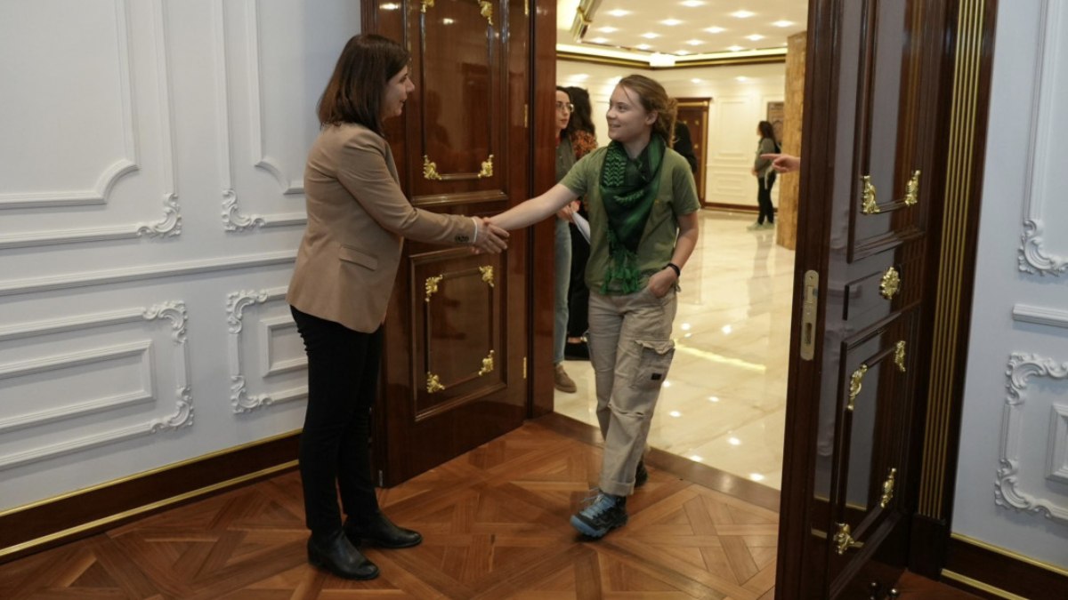 İsveçli iklim aktivisti Greta Thunberg’den Diyarbakır Büyükşehir Belediyesi’ne ziyaret